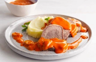 RUNDSTONG IN MADEIRA SAUS